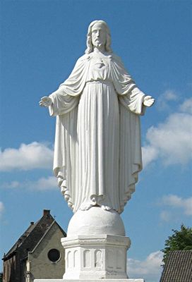 De Aglipay Madonna: Een Mysterieuze Fusie van Religieuze Devotie en Folklore-Elementen!